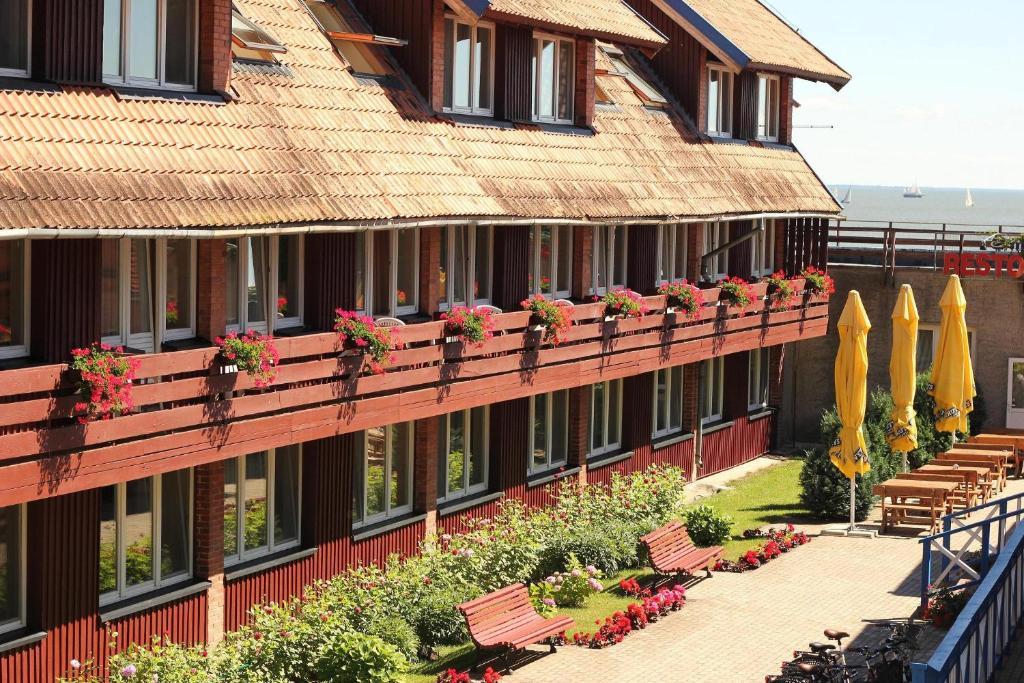 Nidos Banga Hotel Eksteriør billede